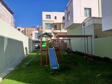 DEPARTAMENTO EN VENTA EN LA KENNEDY A DOS CUADRAS DE LA ELOY ALFARO
