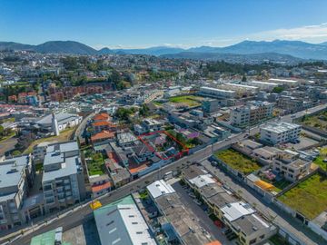TERRENO EN VENTA EN SAN ISIDRO DEL INCA