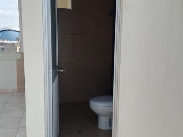 Departamento en av. EEUU, corazon del distrito JL Bustamante y Rivero-OCASION