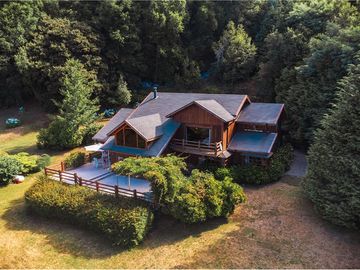 CASA EN PARCELA - VISTA LAGO CALAFQUEN PANGUIPULLI