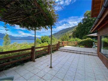 CASA EN PARCELA - VISTA LAGO CALAFQUEN PANGUIPULLI