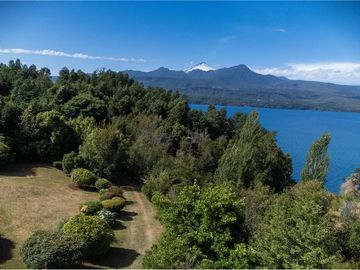 CASA EN PARCELA - VISTA LAGO CALAFQUEN PANGUIPULLI