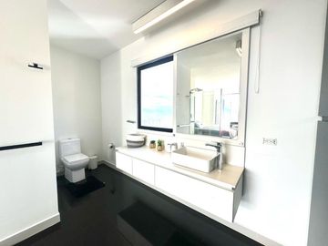 🏡 APARTAMENTO EN VENTA UBICADO EN POBLADO SECTOR SAN LUCAS