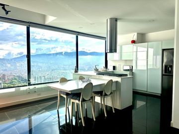 🏡 APARTAMENTO EN VENTA UBICADO EN POBLADO SECTOR SAN LUCAS