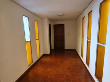 VENTA Departamento 2 dormitorios. Rivadavia Nº582.
