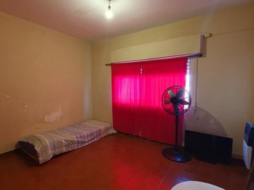 VENTA Departamento 2 dormitorios. Rivadavia Nº582.