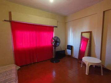VENTA Departamento 2 dormitorios. Rivadavia Nº582.
