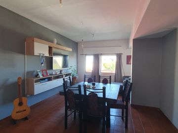 VENTA Departamento 2 dormitorios. Rivadavia Nº582.