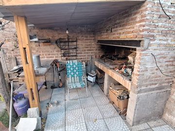 En Venta, Casa 4D, B° Canal V, Neuquén Cap