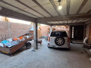 En Venta, Casa 4D, B° Canal V, Neuquén Cap