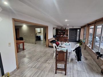 En Venta, Casa 4D, B° Canal V, Neuquén Cap
