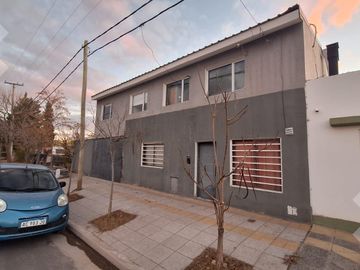 En Venta, Casa 4D, B° Canal V, Neuquén Cap