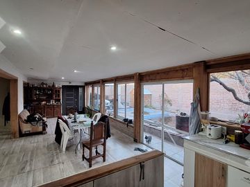 En Venta, Casa 4D, B° Canal V, Neuquén Cap