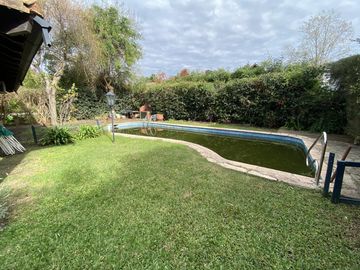 Casa en  venta 4 dormitorios, excelente construccion, 1 sola planta !