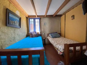 CASA CHILENA CON VISTA PANORAMICA SECTOR LAS ACHIRAS