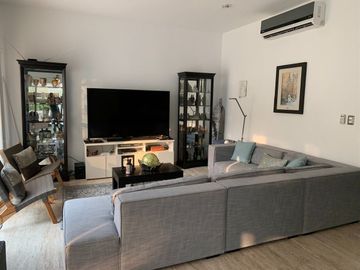 Hermosa Residencia en privada Yucatan Country Club