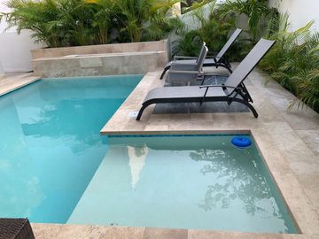 Hermosa Residencia en privada Yucatan Country Club