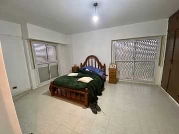 VENDE DEPARTAMENTO EN EL CENTRO DE NEUQUÉN