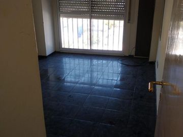VENDE DEPARTAMENTO EN EL CENTRO DE NEUQUÉN