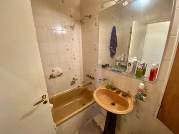 VENDE DEPARTAMENTO EN EL CENTRO DE NEUQUÉN