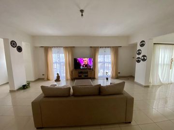VENDE DEPARTAMENTO EN EL CENTRO DE NEUQUÉN