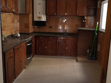 VENDE DEPARTAMENTO EN EL CENTRO DE NEUQUÉN