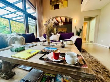 Importante casa en venta sobre doble lote en Saint Thomas - Canning
