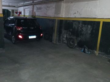 Departamento en venta de un ambiente con cochera en Caballito.