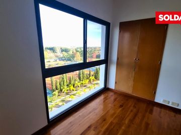 Departamento en VENTA con cochera y amarra - APTO CRÉDITO