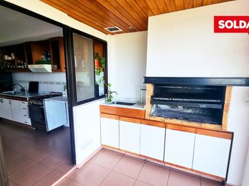 Departamento en VENTA con cochera y amarra - APTO CRÉDITO