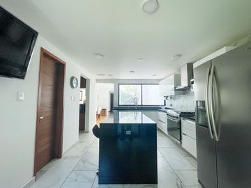 CASA EN SAN JERÓNIMO LÍDICE