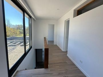 Alquiler Anual Casa a La Laguna en San Benito Villanueva Tigre