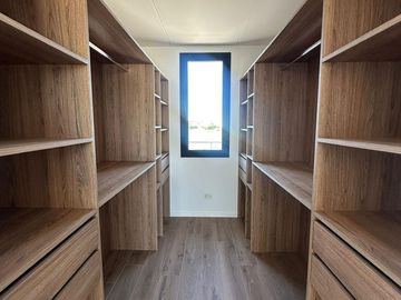 Alquiler Anual Casa a La Laguna en San Benito Villanueva Tigre