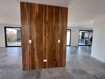 Alquiler Anual Casa a La Laguna en San Benito Villanueva Tigre