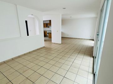 Casa en condominio, en venta, Milenio lll
