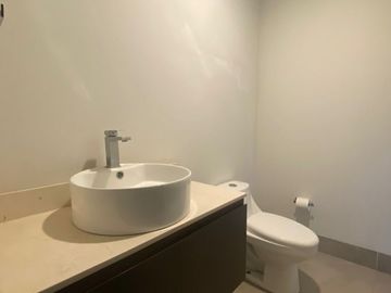 Casa moderna en venta en la Colonia Arbide