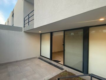 Casa moderna en venta en la Colonia Arbide