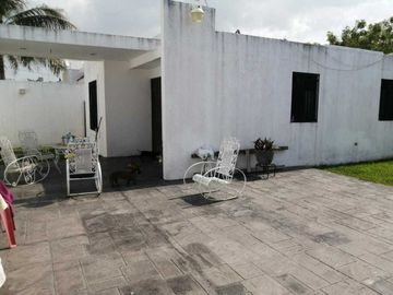 Renta casa en esquina Fracc. Las Américas