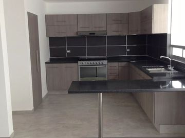 Hermosa casa en Punta Esmeralda, 3 recámaras, 3 baños, Estudio, lindos acabados.