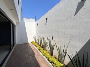 Venta de casa en Altozano