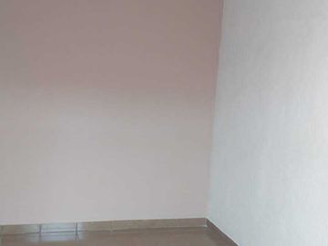 Venta  de casa, con amplio terreno