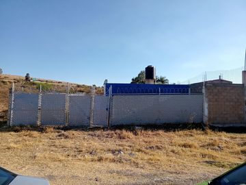 Venta  de casa, con amplio terreno