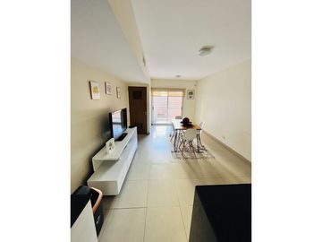 Venta Permuta. Piso exclusivo de 3 dormitorios y cochera. Comodidad a metros del Monumento.