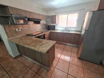 EN VENTA CASA EN VILLAFLORENCIA, CIUDAD DEL CARMEN, CAMP