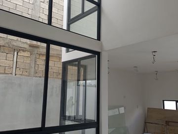 VENTA CASA NUEVA RESIDENCIAL RIO, CANCUN QUINTANA ROO.