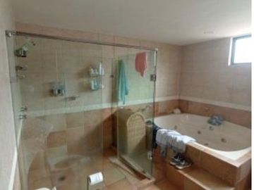CASA EN VENTA EN JARDINES DEL PEDREGAL