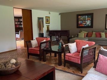 CASA EN VENTA EN JARDINES DEL PEDREGAL