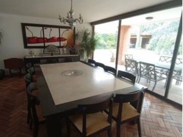 CASA EN VENTA EN JARDINES DEL PEDREGAL