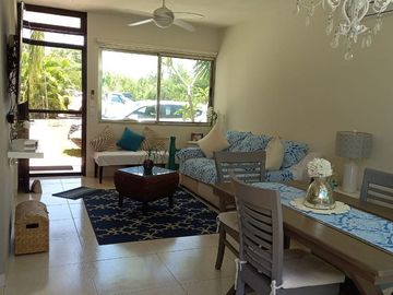 VENTA CASA, EN PLAYA DEL CARMEN, QUINTANA ROO.