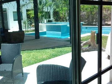 VENTA CASA, EN PLAYA DEL CARMEN, QUINTANA ROO.